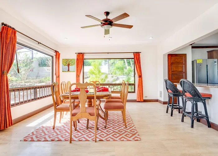 Casa vacanze Private Pool, Mtn-View ! 3Br Playas Coco Home